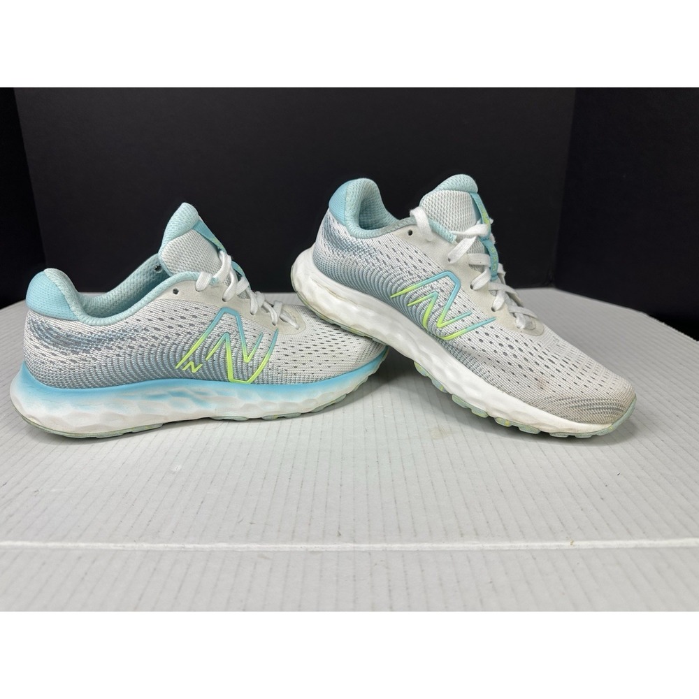 New Balance 520v8 Running Shoe Women's Size 6 White Blue W520MW8
